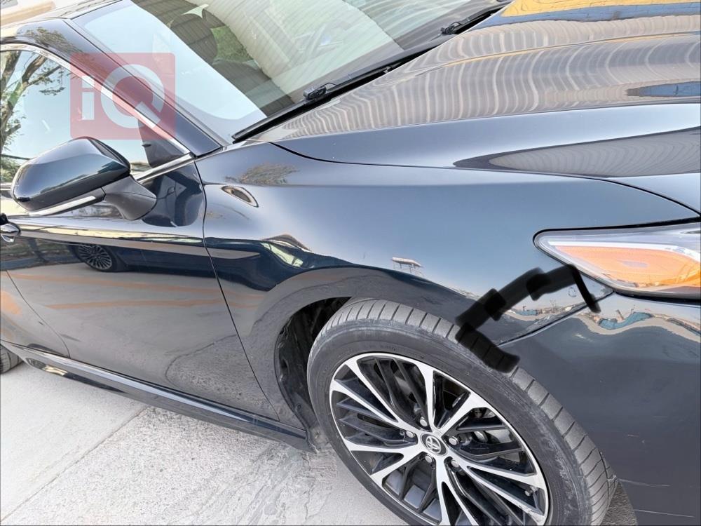 تۆیۆتا کامری